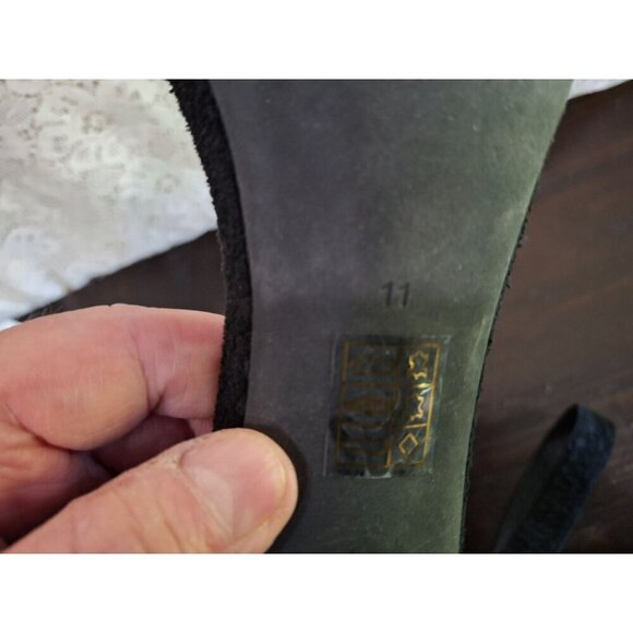 EUC  Jeffrey Campbell Laura Black Snake Embossed T-Strap Heeled Sandals/Sz. 11 - Picture 10 of 10